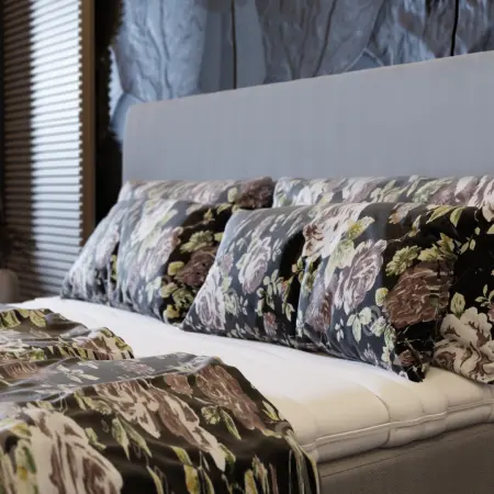 Luxuriöses Boxspringbett von DUOFORM – handgefertigt, Polsterbett nach Maß, individuelles Designer-Bett, hochwertige Boxspringbetten Ostwestfalen, Schlafkomfort made in Germany Boxspringbett kaufen Polsterbett Designer Boxspringbett Boxspringbetten nach Maß hochwertige Betten Deutschland Boxspringbetten Ostwestfalen Schlafkomfort made in Germany