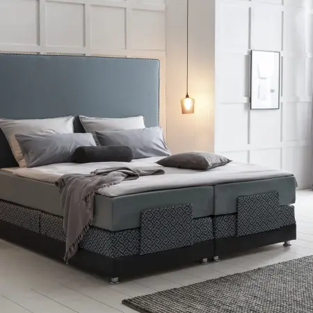 Luxuriöses Boxspringbett von DUOFORM – handgefertigt, Polsterbett nach Maß, individuelles Designer-Bett, hochwertige Boxspringbetten Ostwestfalen, Schlafkomfort made in Germany Boxspringbett kaufen Polsterbett Designer Boxspringbett Boxspringbetten nach Maß hochwertige Betten Deutschland Boxspringbetten Ostwestfalen Schlafkomfort made in Germany