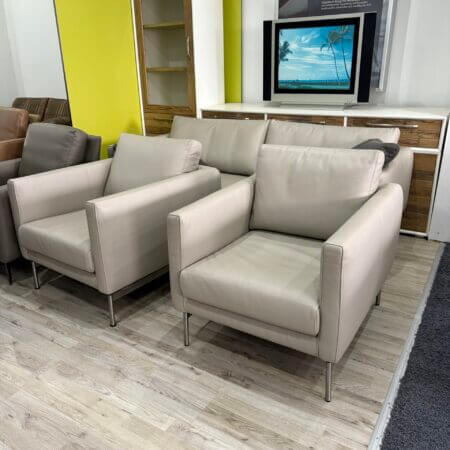 Exklusiver Sessel von DUOFORM – handgefertigter Polstersessel, Ledersessel, individueller Lesesessel, Relaxsessel nach Maß, Sessel für Wohnzimmer, hochwertige deutsche Möbel Sessel kaufen Relaxsessel Polstersessel Ledersessel bequemer Sessel Sessel Wohnzimmer deutsche Qualitätsmöbel Sessel Ostwestfalen