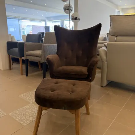 Exklusiver Sessel von DUOFORM – handgefertigter Polstersessel, Ledersessel, individueller Lesesessel, Relaxsessel nach Maß, Sessel für Wohnzimmer, hochwertige deutsche Möbel Sessel kaufen Relaxsessel Polstersessel Ledersessel bequemer Sessel Sessel Wohnzimmer deutsche Qualitätsmöbel Sessel Ostwestfalen