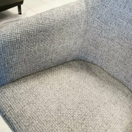 Sessel kaufen Relaxsessel Polstersessel Ledersessel bequemer Sessel Sessel Wohnzimmer deutsche Qualitätsmöbel Sessel Ostwestfalen 🛏 3. Boxspringbetten ✅ Alternative Text (Alt): Luxuriöses Boxspringbett von DUOFORM – handgefertigt, Polsterbett nach Maß, individuelles Designer-Bett, hochwertige Boxspringbetten Ostwestfalen, Schlafkomfort made in Germany ✅ Description (Bildbeschreibung): Premium Boxspringbett von DUOFORM Möbel-Manufaktur – maßgeschneidert in Deutschland, hochwertiges Polsterbett für optimalen Schlafkomfort, individuelle Anfertigungen, elegantes Design, langlebige Qualität, deutsche Möbeltradition aus Ostwestfalen. 🔑 أهم الكلمات المفتاحية: Boxspringbett kaufen Polsterbett Designer Boxspringbett Boxspringbetten nach Maß hochwertige Betten Deutschland Boxspringbetten Ostwestfalen Schlafkomfort made in Germany 🪵 4. Massivholztische ✅ Alternative Text (Alt): Massivholztisch von DUOFORM – hochwertiger Esstisch aus Massivholz, handgefertigter Holztisch nach Maß, Designer Tisch, individuelle Möbel Ostwestfalen, deutsche Holzverarbeitung ✅ Description (Bildbeschreibung): Individueller Massivholztisch von DUOFORM Möbel-Manufaktur – handgefertigt in Deutschland, hochwertige Esstische aus Massivholz, einzigartiges Design, maßgeschneiderte Holztische für Esszimmer oder Wohnzimmer, langlebige Qualität, Möbeltradition aus Ostwestfalen. 🔑 أهم الكلمات المفتاحية: Massivholztisch kaufen Esstisch Massivholz Holztisch nach Maß Designer Tisch hochwertige Holzmöbel Deutschland Massivholztische Ostwestfalen Möbel aus echtem Holz ✅ إذا بدك اختصار أو توسيع أو تركيز أكثر على كلمة معينة خبرني فورًا. ✅ جاهز نشتغل على الصور الجاية أو أي قسم تاني. You said: وبدي شي لصور معبرة عن قماش الكنبايات والكراسي عرفت شلون وبدي شي مشان صور المعبرة عن قسم اصلاح الكنبايات وتحديد الصوفى المهترئة القديمة ChatGPT said: فهمت تمامًا — بدك Alternative Text + Description لصور: القماش والمواد المستخدمة لتنجيد الكنب والكراسي (صور Close-up أو عينات قماش) صور تعبر عن قسم إصلاح الكنبايات القديمة وتنجيد الأرائك المهترئة ✅ رح أجهز لك كل واحد منهم بكلمات مفتاحية مناسبة للسوق الألماني + تحسين SEO 🧵 1. صور قماش الكنبايات والكراسي (Material/Bezugstoffe) ✅ Alternative Text (Alt): Exklusive Polsterstoffe für Sofas und Sessel – hochwertige Stoff- und Lederbezüge, Bezugstoffe nach Maß für Möbel, Möbelstoffe in Premium-Qualität, Auswahl an Farben und Texturen ✅ Description (Bildbeschreibung): Vielfältige Auswahl an hochwertigen Polsterstoffen und Lederbezügen für Sofas, Sessel und Boxspringbetten – individuelle Stoffe nach Maß, langlebige Materialien, edle Designs, perfekte Verarbeitung für einzigartige Möbelstücke, deutsche Handwerkskunst. 🔑 أهم الكلمات المفتاحية: Polsterstoffe kaufen Möbelstoffe Stoffbezüge für Sofas Lederbezüge Möbel hochwertige Polsterstoffe Möbelstoffe Deutschland Bezugstoffe für Polstermöbel individuelle Möbelbezüge 🛠 2. صور تعبر عن إصلاح الكنب والكراسي القديمة (Möbelaufarbeitung / Sofa Reparatur) ✅ Alternative Text (Alt): Professionelle Sofa Reparatur & Polsteraufarbeitung – alte Sofas neu beziehen, Polstermöbel restaurieren, Aufpolstern von gebrauchten Möbeln, nachhaltige Möbelpflege, deutsche Handwerksqualität ✅ Description (Bildbeschreibung): Fachgerechte Reparatur und Aufarbeitung alter Sofas und Sessel – professionelle Möbelpolsterei von DUOFORM, Aufpolstern und Beziehen alter Möbel, nachhaltige Restaurierung von Lieblingsstücken, perfekte Verarbeitung für langlebigen Wohnkomfort. 🔑 أهم الكلمات المفتاحية: Sofa Reparatur Polstermöbel restaurieren Möbel aufarbeiten alte Sofas neu beziehen Polstermöbel Reparatur Deutschland nachhaltige Möbelpflege Möbelaufarbeitung Ostwestfalen Polsterreparatur vom Fachmann ✅ جاهز لأي تخصيص إضافي أو أقسام صور تانية تحتاج SEO. خبرني شو الصورة الجاية أو القسم الجاي يلي بدك نشتغل عليه. You said: بدي كمان لصورة معبرة عن عامل عم يصنع كنبة او صوفا او كرسي يدوي من الصفر بكل تفاصيله وهاد شي بتبدع فيه شرتناد ChatGPT said: ممتاز جدًا — هالصورة تعتبر من أقوى الصور في تحسين صورة العلامة التجارية وبتخدم قيمة الحرفية والتفصيل اليدوي يلي بتميزكم بالسوق الألماني. جهزت لك Alternative Text + Description شامل ومُركز SEO خاص بصورة "الحِرَفي أثناء تصنيع كنبة أو كرسي يدويًا": 👨‍🔧 صورة عامل أثناء تصنيع يدوي للكنب والكراسي (Handgefertigte Polstermöbel) ✅ Alternative Text (Alt): Handgefertigte Polstermöbel – erfahrener Polsterer bei der Herstellung individueller Sofas und Sessel, traditionelle Möbelmanufaktur, deutsche Handwerkskunst, Maßanfertigung von Möbelstücken ✅ Description (Bildbeschreibung): Erfahrener Polsterer bei der handwerklichen Herstellung hochwertiger Sofas und Sessel in unserer deutschen Möbelmanufaktur – individuelle Maßanfertigung von Polstermöbeln, sorgfältige Verarbeitung, einzigartige Qualität aus Ostwestfalen, DUOFORM Möbel mit Tradition und Innovation. 🔑 أهم الكلمات المفتاحية (دمج بالسياق): Handgefertigte Sofas Polstermöbel Manufaktur Deutschland Möbel Maßanfertigung traditionelle Polsterei Möbelhandwerk Ostwestfalen individuelle Möbelherstellung Polsterer bei der Arbeit hochwertige Handarbeit Möbel Maßgefertigte Sofas kaufen ✅ لو بدك نسخة أقصر أو أقوى لجانب سريع القراءة أو Instagram Alt – خبرني أجهز لك فورًا. جاهز للقسم أو الصورة التالية.